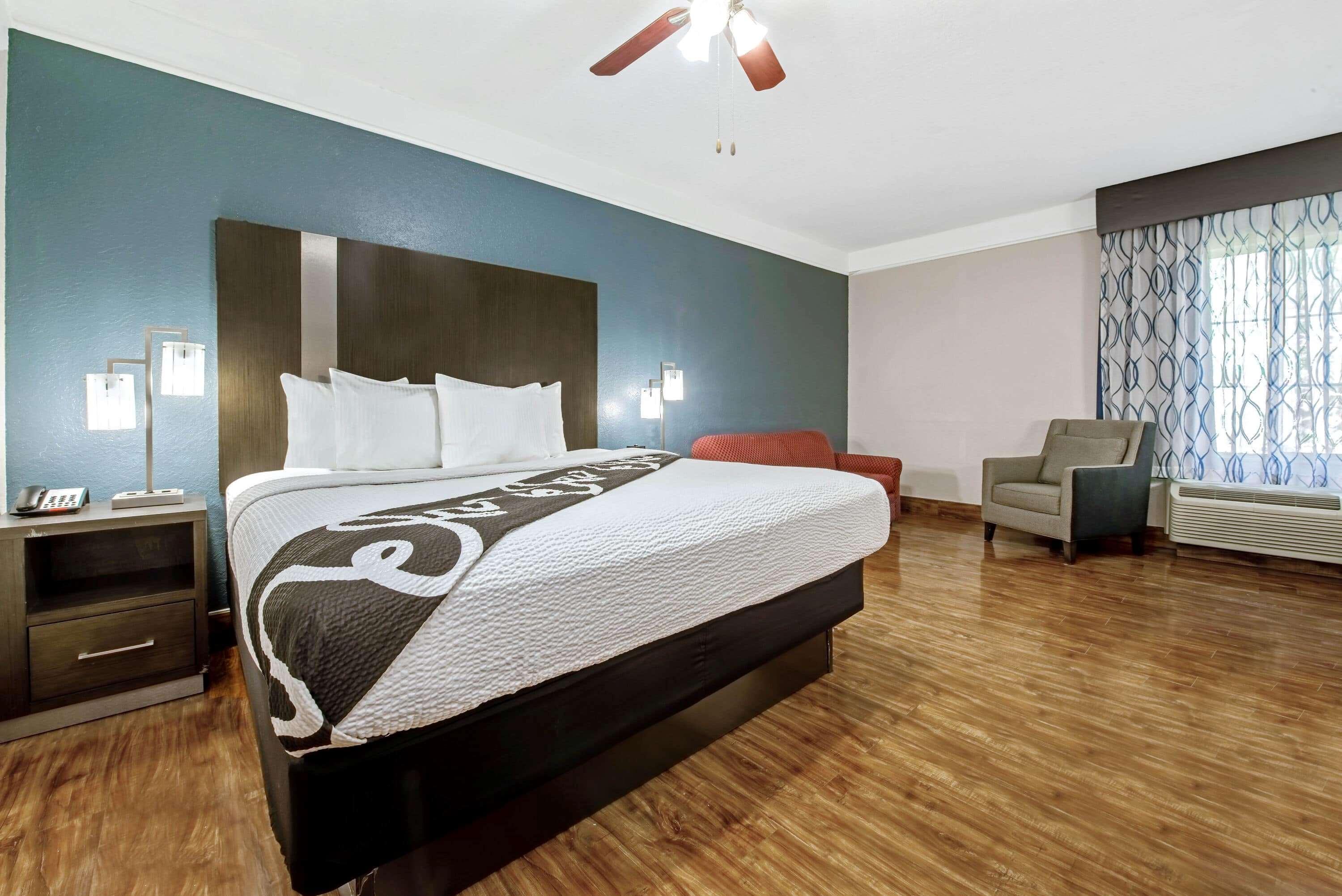 La Quinta Inn & Suite Kingwood Houston Iah Airport 53200 Exterior photo