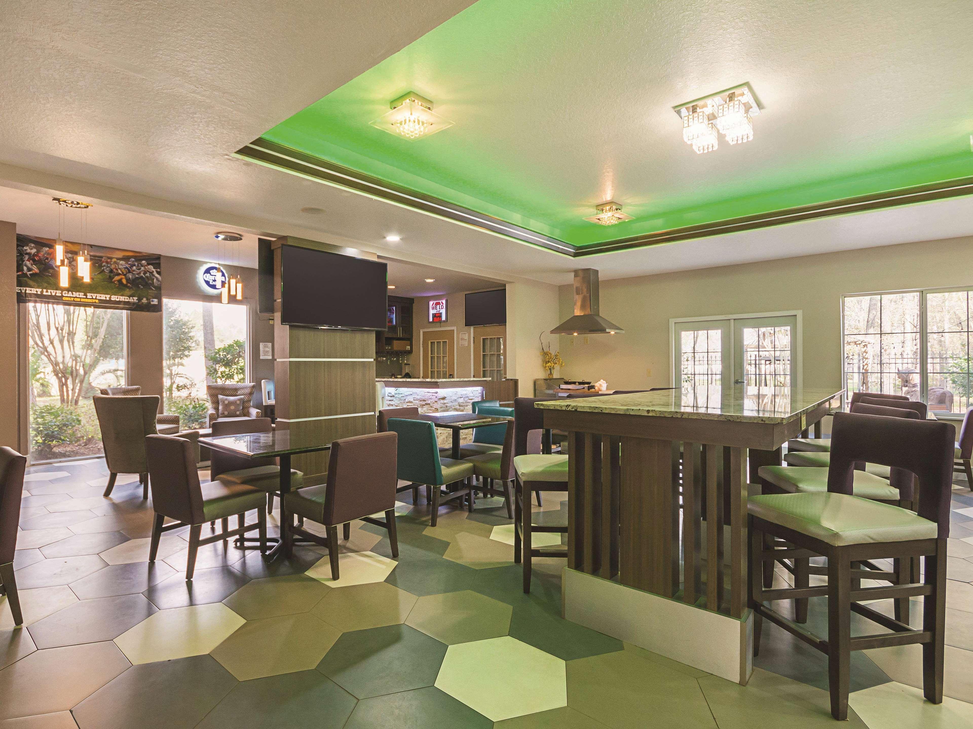 La Quinta Inn & Suite Kingwood Houston Iah Airport 53200 Exterior photo